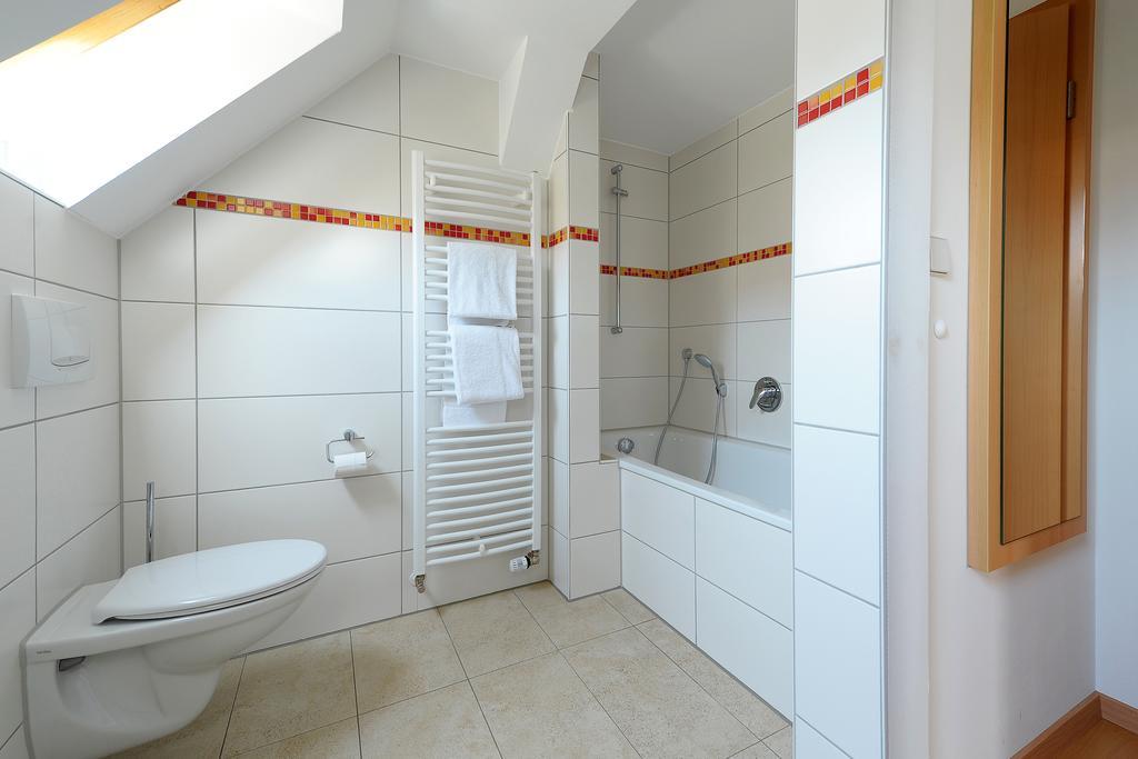 Gasthof Zum Lamm Gomadingen Habitación foto