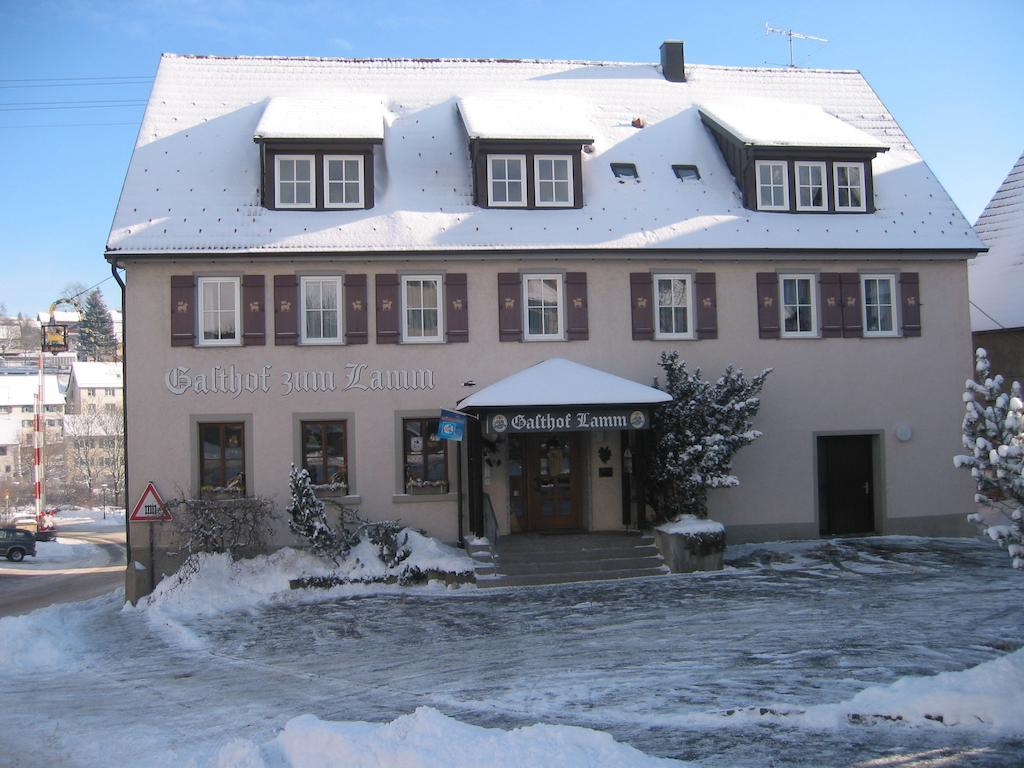 Gasthof Zum Lamm Gomadingen Exterior foto
